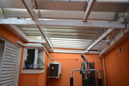 Apartamento para alugar com 72m², 2 quartos e 1 vagaSacada