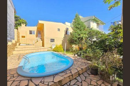 Casa à venda com 133m², 3 quartos e 2 vagasÁrea Externa 