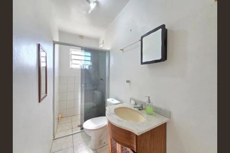 Banheiro 1 de casa para alugar com 3 quartos, 133m² em Ouro Branco, Novo Hamburgo