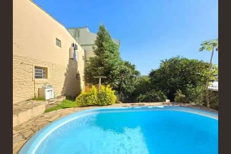 Casa à venda com 133m², 3 quartos e 2 vagasÁrea Externa 