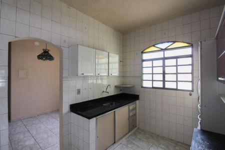 Casa à venda com 505m², 3 quartos e 2 vagasCasa 1 - Cozinha