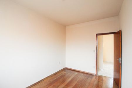 Casa à venda com 505m², 3 quartos e 2 vagasCasa 1 - Quarto 2