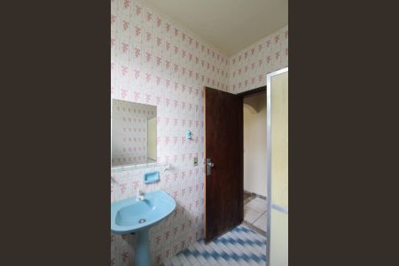 Casa à venda com 505m², 3 quartos e 2 vagasCasa 2 - Banheiro