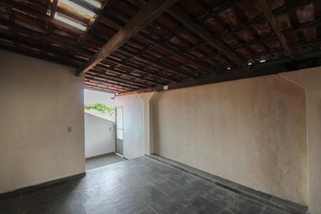 Casa à venda com 505m², 3 quartos e 2 vagasCasa 1 - Varanda