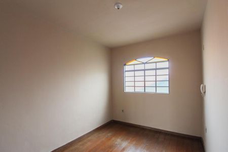 Casa à venda com 505m², 3 quartos e 2 vagasCasa 1 - Quarto 2