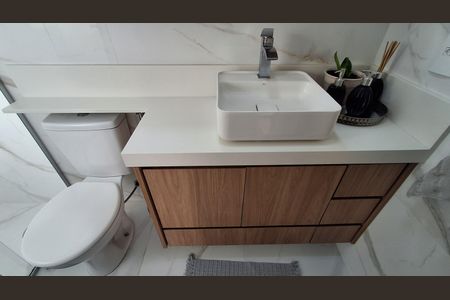 Apartamento à venda com 170m², 4 quartos e 2 vagasBanheiro Suíte 