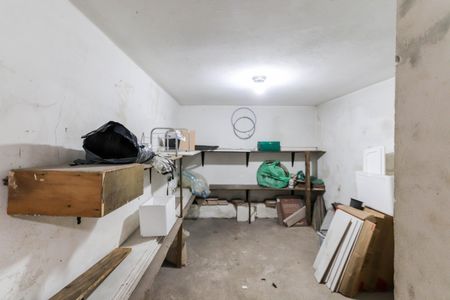 Casa para alugar com 300m², 4 quartos e 2 vagasPorão