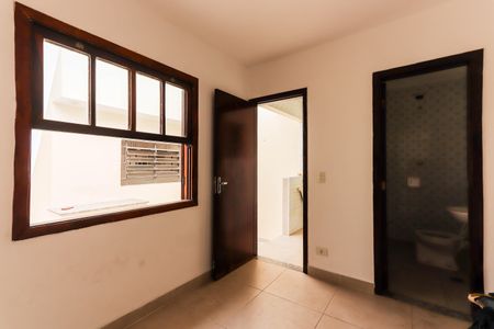 Casa para alugar com 300m², 4 quartos e 2 vagasQuarto de Serviço