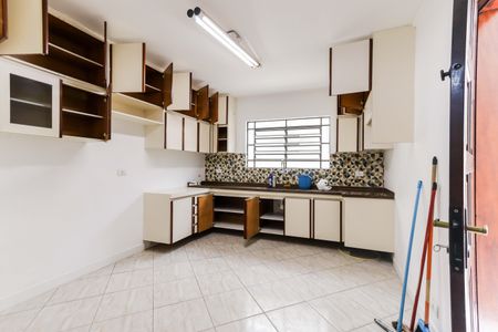 Casa para alugar com 300m², 4 quartos e 2 vagasCozinha