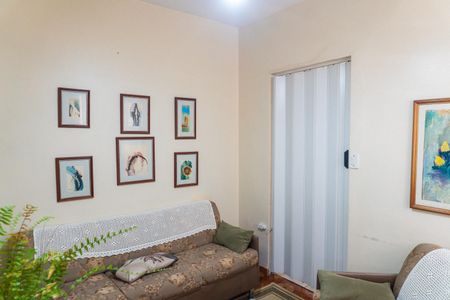 Sala de casa à venda com 3 quartos, 106m² em Vila Campestre, São Paulo