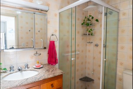 Casa para alugar com 106m², 3 quartos e 1 vaga Casa para alugar com 106m², 3 quartos e 1 vagaBanheiro Social