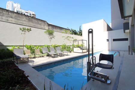 Apartamento para alugar com 27m², 1 quarto e sem vagaÁrea Comum - Piscina