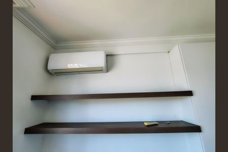 Quarto 2 de apartamento para alugar com 2 quartos, 64m² em Kobrasol, São José