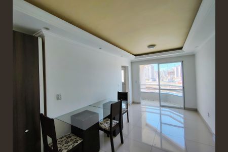 Sala de apartamento para alugar com 2 quartos, 64m² em Kobrasol, São José