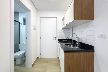 Cozinha de kitnet/studio para alugar com 1 quarto, 22m² em Pinheiros, São Paulo