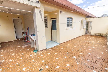 Casa à venda com 264m², 2 quartos e 1 vagaÁrea de Serviço e Quintal