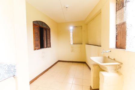 Casa para alugar com 60m², 1 quarto e sem vagaÁrea de Serviço 2