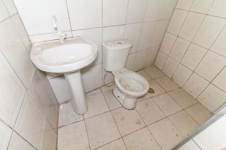 Casa para alugar com 60m², 1 quarto e sem vagaBanheiro