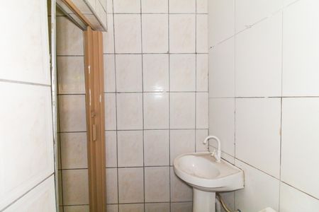 Banheiro de casa para alugar com 1 quarto, 60m² em Lageado, Ferraz de Vasconcelos