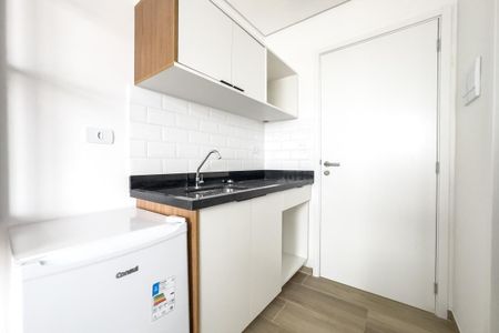 Cozinha de kitnet/studio para alugar com 1 quarto, 22m² em Pinheiros, São Paulo