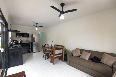 Casa para alugar com 125m², 2 quartos e 2 vagasSala