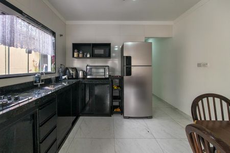 Casa para alugar com 125m², 2 quartos e 2 vagasCozinha 