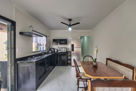 Cozinha  de casa para alugar com 2 quartos, 125m² em Jardim Imperador, Praia Grande