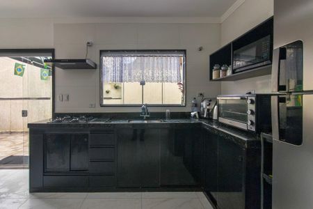 Casa para alugar com 125m², 2 quartos e 2 vagasCozinha 