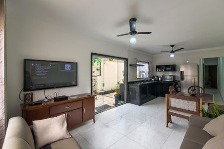 Casa para alugar com 125m², 2 quartos e 2 vagasSala