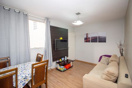 Sala de apartamento à venda com 2 quartos, 45m² em Bernardo Monteiro, Contagem