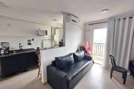 Sala de apartamento para alugar com 2 quartos, 48m² em Figueira, Duque de Caxias