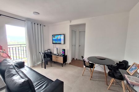 Sala de apartamento para alugar com 2 quartos, 48m² em Figueira, Duque de Caxias