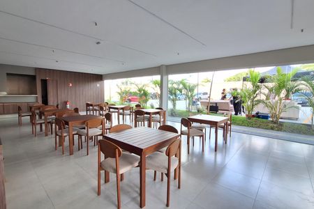 Apartamento para alugar com 48m², 2 quartos e 1 vagaÁrea comum - Salão de festas