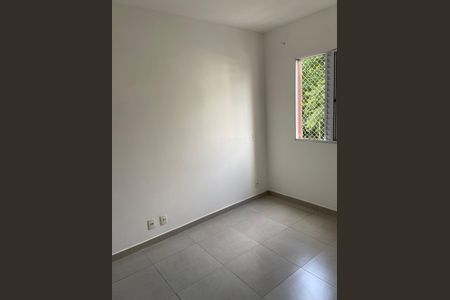Quarto de apartamento para alugar com 2 quartos, 54m² em Morro Nova Cintra, Santos