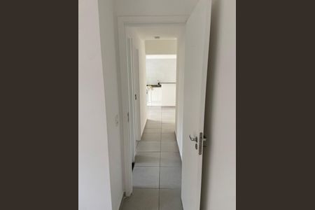 Corredor de apartamento para alugar com 2 quartos, 54m² em Morro Nova Cintra, Santos