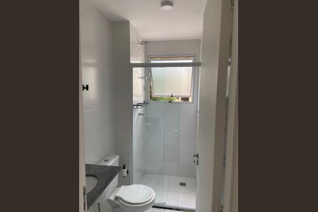 Banheiro de apartamento para alugar com 2 quartos, 54m² em Morro Nova Cintra, Santos