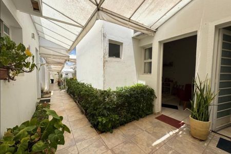 Casa à venda com 272m², 2 quartos e 3 vagas Casa à venda com 272m², 2 quartos e 3 vagasFoto 71