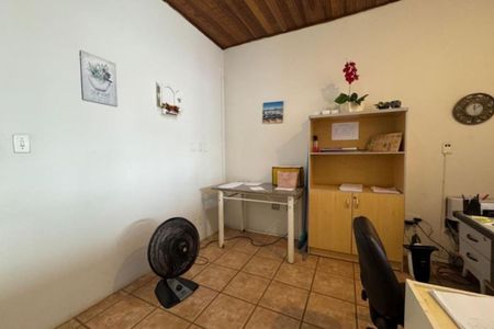 Casa à venda com 272m², 2 quartos e 3 vagas Casa à venda com 272m², 2 quartos e 3 vagasFoto 11