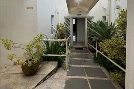 Casa à venda com 272m², 2 quartos e 3 vagas Casa à venda com 272m², 2 quartos e 3 vagasFoto 52