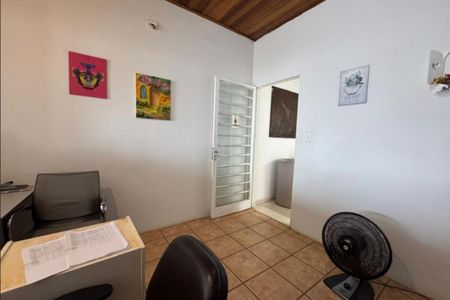 Casa à venda com 272m², 2 quartos e 3 vagas Casa à venda com 272m², 2 quartos e 3 vagasFoto 13