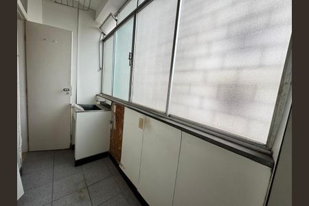Apartamento à venda com 68m², 2 quartos e 1 vagaFoto 05