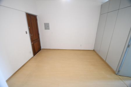 Apartamento à venda com 50m², 1 quarto e 1 vagaSala