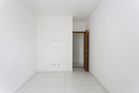 Quarto 1 de apartamento para alugar com 2 quartos, 49m² em Vila Santa Isabel, São Paulo