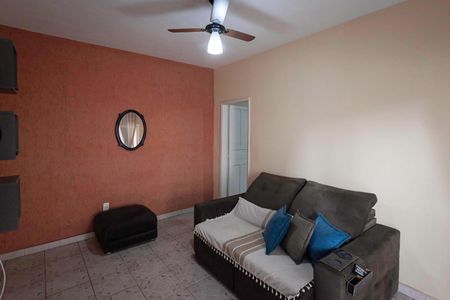 Sala de casa para alugar com 2 quartos, 100m² em Planalto, Belo Horizonte