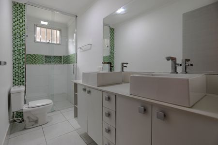 Apartamento para alugar com 89m², 2 quartos e 1 vaga Apartamento para alugar com 89m², 2 quartos e 1 vagaBanheiro - Quarto 2 - Suíte