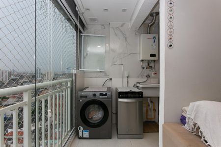 Apartamento à venda com 46m², 2 quartos e 1 vaga Apartamento à venda com 46m², 2 quartos e 1 vagaÁrea de Serviço