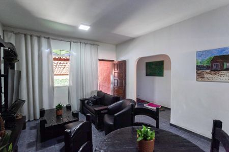 Sala  de casa para alugar com 3 quartos, 110m² em Jardim Alvorada, Contagem