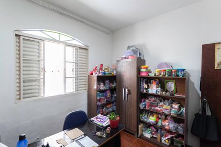 Casa para alugar com 110m², 3 quartos e 3 vagasQuarto 2