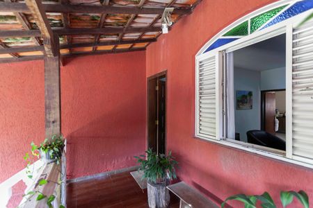 Casa para alugar com 110m², 3 quartos e 3 vagasVaranda