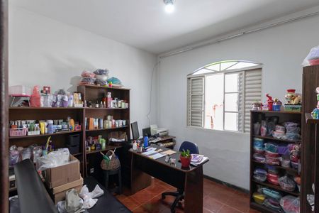 Casa para alugar com 110m², 3 quartos e 3 vagasQuarto 2